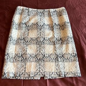 WORTH New York cream lace on plaid slim skirt